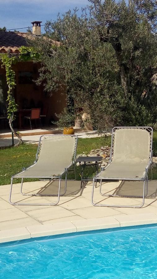 Chambre D'Hote Au Coeur Des Alpilles Mouries Exteriör bild