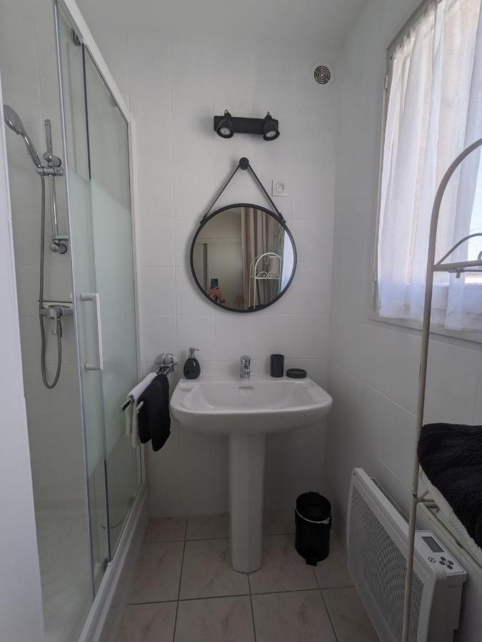 Chambre D'Hote Au Coeur Des Alpilles Mouries Exteriör bild